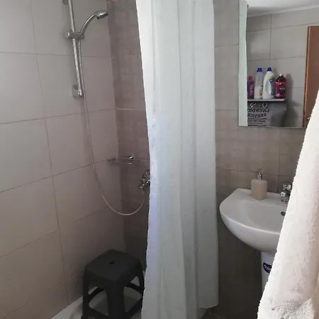 Small With Yard Apartment Chania (Crete)